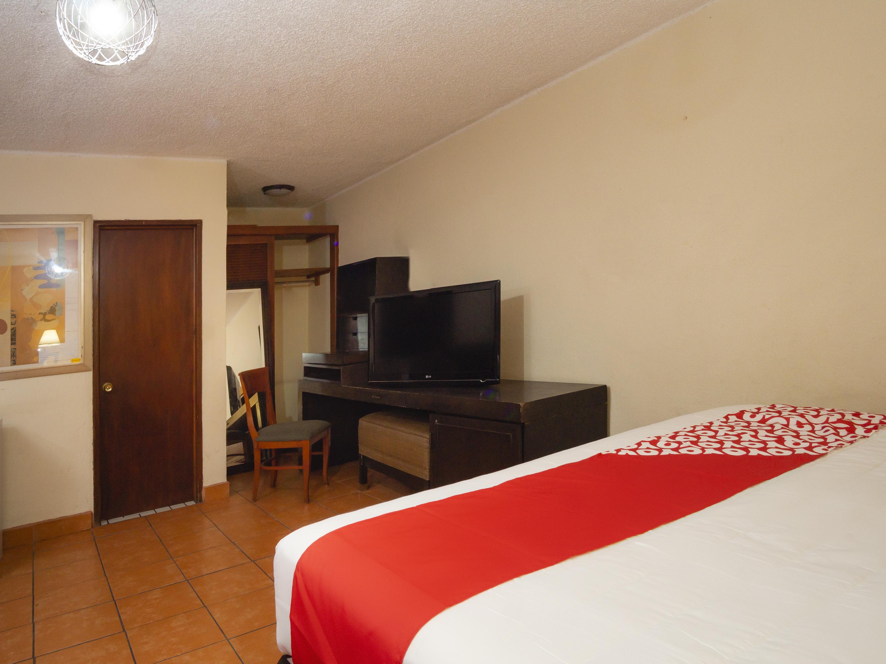Oyo Hotel Hacienda Don Luis, Rosarito Extérieur photo A typical room at the hotel