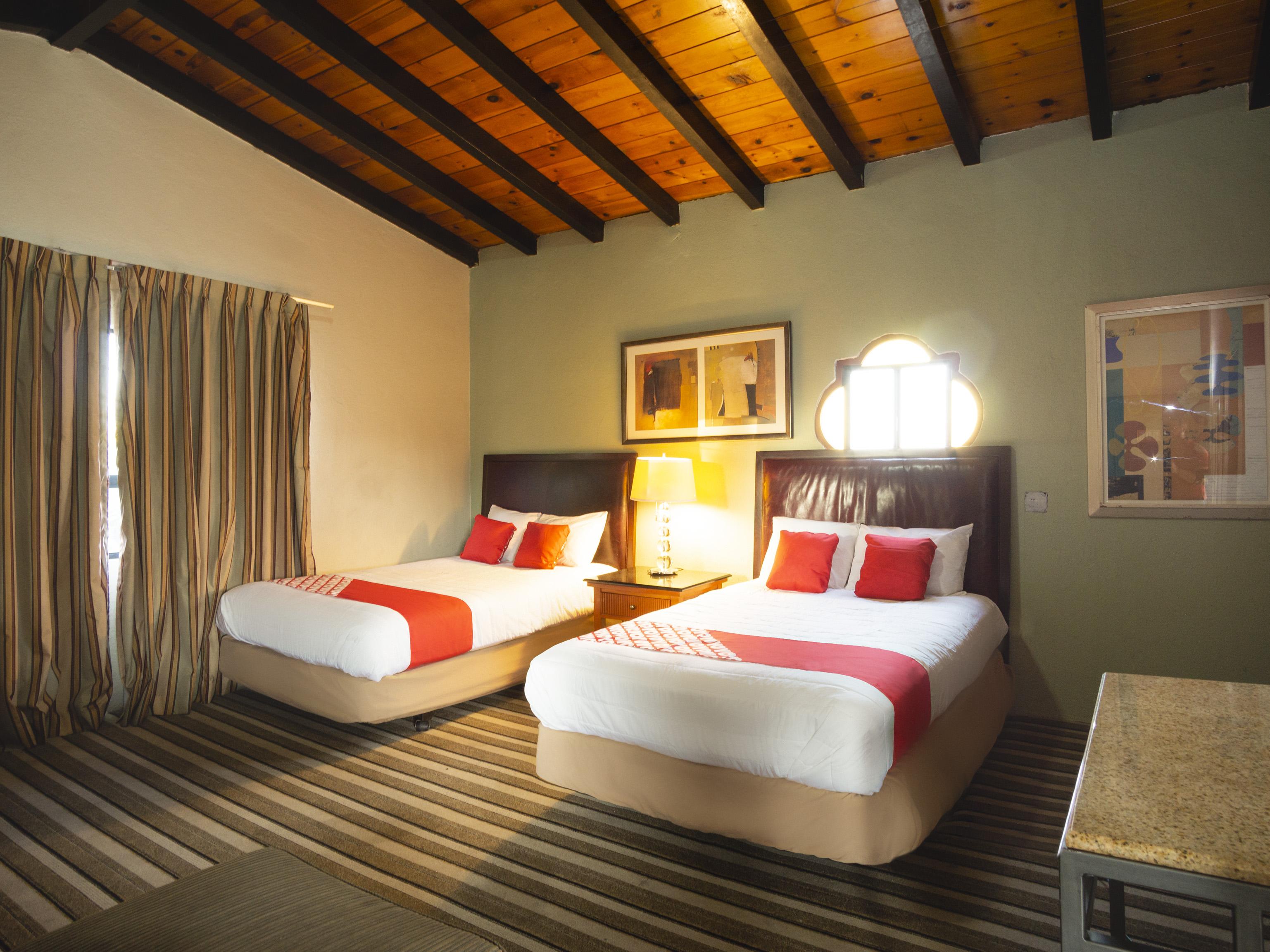 Oyo Hotel Hacienda Don Luis, Rosarito Extérieur photo A typical room at the hotel