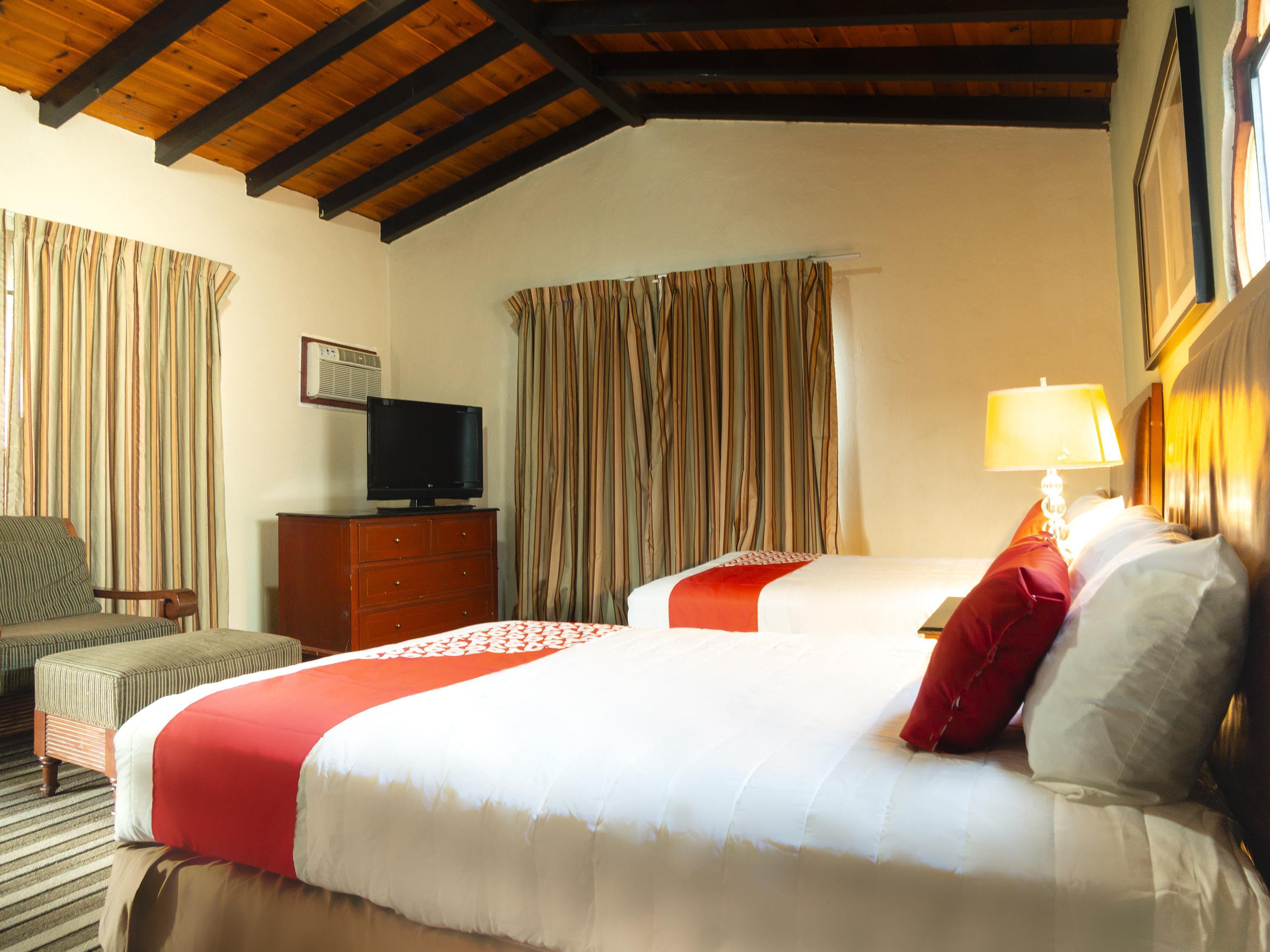 Oyo Hotel Hacienda Don Luis, Rosarito Extérieur photo A room at the hotel